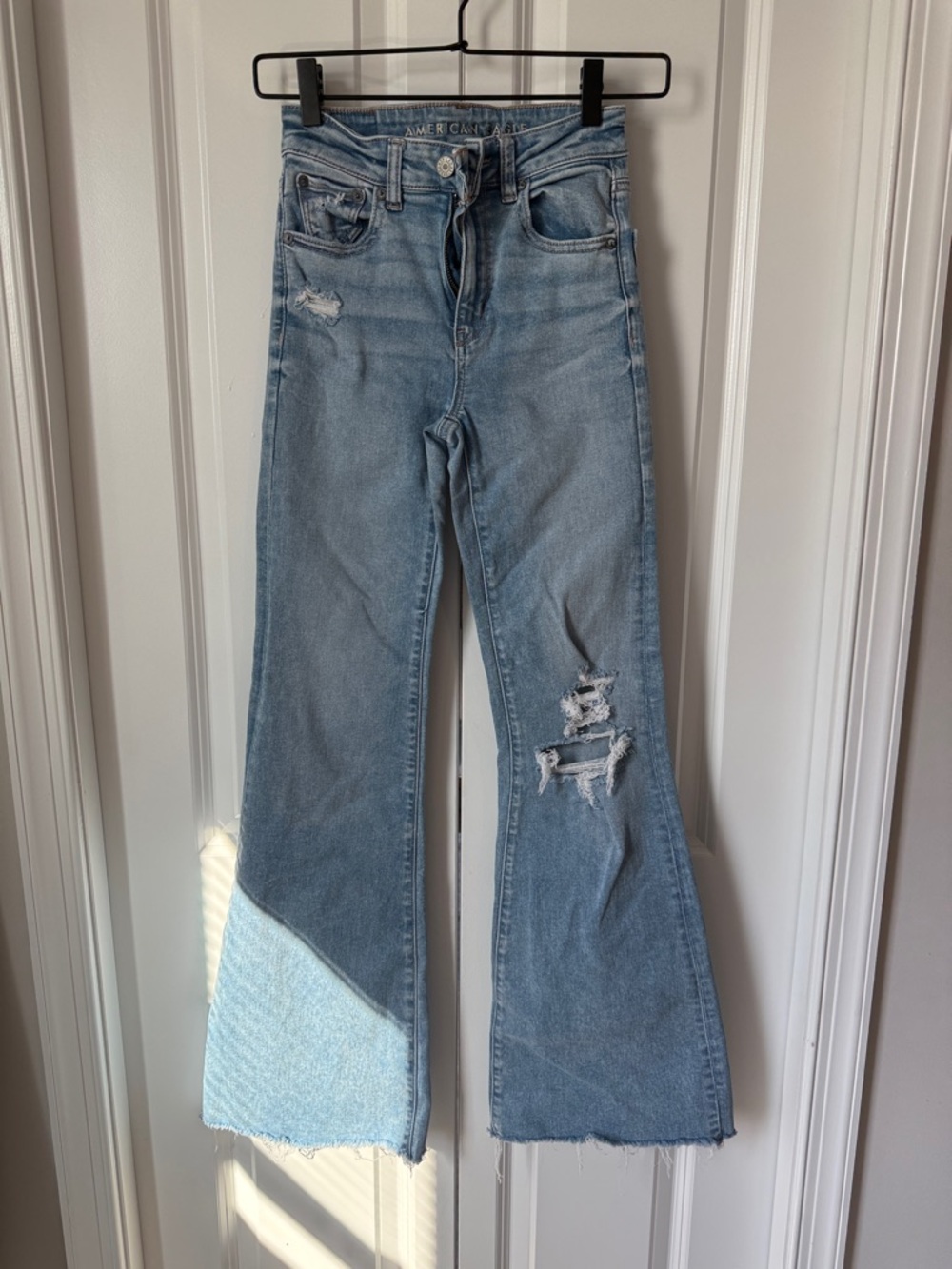 American Eagle Outfitters Light Blue Two-Tone Distressed Flare Jeans